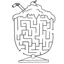 Coloriage Labyrinthe en forme de coupe glacée
