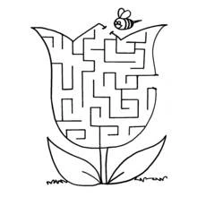 Coloriage Labyrinthe en forme de fleur avec une abeille
