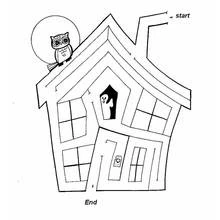 Coloriage Labyrinthe d'une maison hantée avec hibou et fantôme