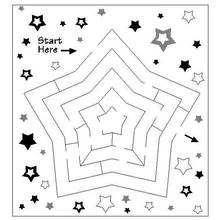 Coloriage Labyrinthe en forme d'étoile avec petites étoiles