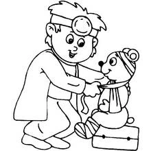 Coloriage Petit médecin examinant un ourson patient
