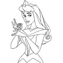 Coloriage Belle au bois dormant tenant une rose