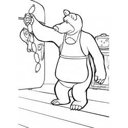 Coloriage L'ourse tenant des saucisses en l'air dans la cuisine