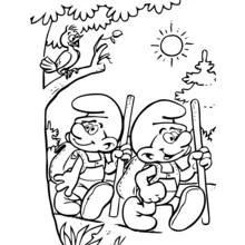 Coloriage Schtroumpfs en randonnée avec des bâtons