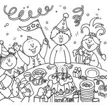 Coloriage Enfants fêtant un anniversaire