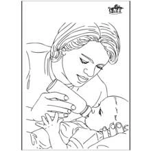 Coloriage Mère nourrissant son bébé au biberon