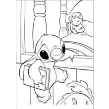 Coloriage Stitch descendant du lit sous le regard de Lilo Coloriage Stitch descendant du lit sous le regard de Lilo
