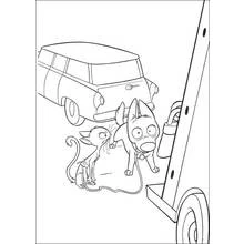 Coloriage Volt et Mitaine attachés ensemble près d'une voiture