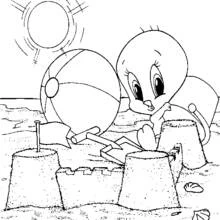 Coloriage Titi construit un château de sable