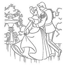 Coloriage Prince dansant avec Cendrillon