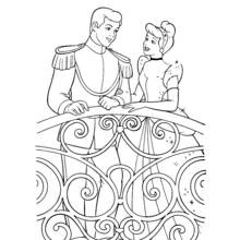 Coloriage Princesse Cendrillon avec le prince sur un balcon