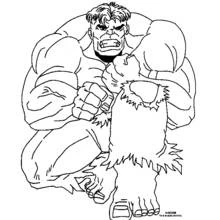 Coloriage Hulk serrant les poings avec colère