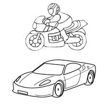 Coloriage Moto avec pilote et voiture de sport